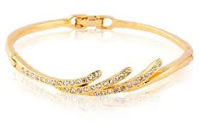 Looking to buy a gold bracelet? 30 Best Gold Bracelets For Women And Girls Styles At Life