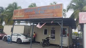 Kalau menggunakan panton cik kena poskan kenderaan di atas panton sehari sebelum cik datang ke langkawi. Roro To Langkawi Kuala Perlis Tjg Lembong