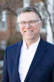 Jill Paulson's Instagram, Twitter & Facebook