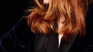 Most people will describe it simply as reddish brown while others prefer to describe it as a brown shade of auburn. Why Red Hair Colour Washes Out So Quickly Huffpost Australia Style