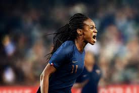 Ce match amical contre le 2e du classement fifa aura lieu le 10 juin à strasbourg. Nike Devoile Les Maillots De L Equipe De France Feminine