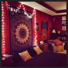 Next refresh look of your home is wonderfully easy with below boho living room design and décor ideas. Pin By Tasha Peter On H O M E Bohemian Room Decor Hippy Room Boho Room Decor