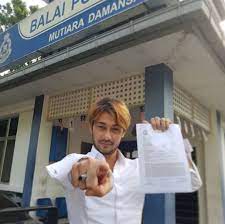 Mohd syamsul mohd yusof (lahir 21 mei 1984) ialah seorang pelakon, pengarah, penerbit, penyanyi dan komposer malaysia. Isu Dengan Farid Kamil Yusof Haslam Buka Mulut Iluminasi