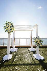 See Opal Sands Resort A Beautiful Tampa Bay Wedding Venue Find Prices Detailed Info And Photos F Tampa Bay Wedding Beach Wedding Inspiration Wedding Venues