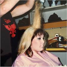 Tracy was played by actress ricki lake in the 1988 film, ricki lake later made an appearance in the 2007 remake as a talent agent. Graham Russell On Twitter Hair Ratted Up Like A Teenage Jezebel Behind The Scenes With Ricki Lake As Tracy Turnblad During Production Of John Waters Hairspray 1988 Hairspray Johnwaters Rickilake Tracyturnblad Hairhopper Lobotomyroom