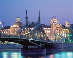 Будапеща, Унгария Images?q=tbn:ANd9GcQ8b9ozunUxnpnYvsPqBe-nLuU5MfgFEWzJFnZbrsR-na91165L