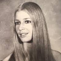 Lori Maples's Instagram, Twitter & Facebook