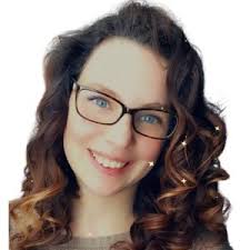 Cassandra Hooks (@hooksie94)