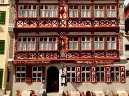Shops, shopping centers, numerous restaurants and bars, as well as the famous sights, such as the cathedral of henry the lion, the castle or. Deutsches Haus Ab 138 1 9 8 Bewertungen Fotos Preisvergleich Dinkelsbuhl Tripadvisor