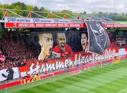 Pagesothercommunityultras avantivideosunion berlin #1fcunionberlin #unionberlin #ultras #berlin #bundesliga #fanszene #ultraszene #nordtribüne #nordkurve #südtribüne #südkurve. Ultras Life Pyro Hsv Ultras In Berlin Choreo 1 Fc Union Berlin Vs Hamburger Sv 28 4 2019