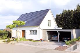 Klicken sie auf die kleinen symbole, um ein haus auf ihre merkliste hinzuzufügen. Doppelgarage Seitlich Am Haus Haus Haus Mit Garage Traumhaus