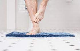 3 piece merry christmas bath floor mat set non slip bathroom rugs. How To Clean Bath Mats Of All Types Lovetoknow