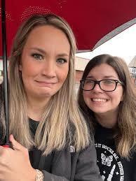 Samantha Bevins (@sammbevins_) • Instagram photos and videos