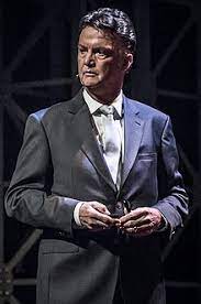 Het geheel is op de livestream hierboven te zien. Louis Van Gaal Wikipedia