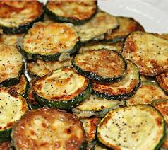 Zitronenwasser ist nicht nur gesund, es kann auch beim abnehmen helfen. Aubergine Mit Wasser Und Zitrone Zum Abnehmen Trinken Sie Rosmarinwasser Um Gewicht Zu Verlieren