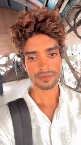 Caption:-🥸…..💫🥀, .., …, .., .., @curly_bee786