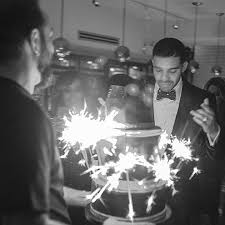 Kim Kardashian Jennifer Lopez Justin Bieber The Best Celebrity Birthday Cakes Birthday Cake Sparklers Tiered Cakes Birthday Cake Sparklers