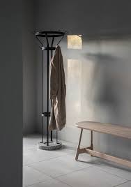 Marcel Un Portemanteau En Acier Et Granit Imagine Par Chris Martin De Massproductions Journal Du Design Porte Manteaux Design Chris Martin