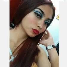 Daniela Robles's Instagram, Twitter & Facebook