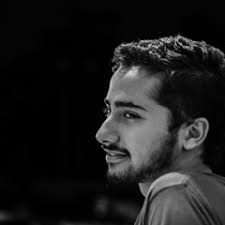 Stream Gulabi Chunariya