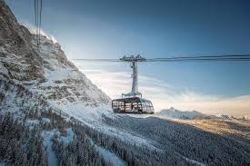 Der bau der neuen talstation im zeitraffer von juli 2015 bis dezember 2017. Seilbahn Zugspitze Eine Bergbahn Der Superlative
