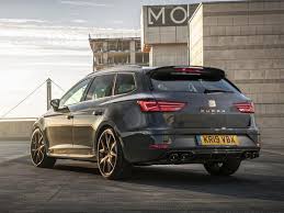 Cupra stamps its dna onto the leon. 2020 Seat Leon Cupra R St Abt Uk Review Pistonheads Uk