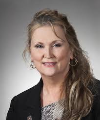 Candice Weeks's Instagram, Twitter & Facebook