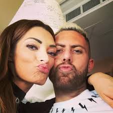 Bienvenue sur la page fan de emilie. La Declaration De Jeremy Menez A Sa Femme Emilie Nef Naf Causerie