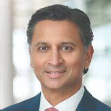 I was thrilled to learn I recently recorded the #1 referral transaction  globally across all of The Corcoran Group — a strong reminder that wherever  you're looking to buy, sell, or invest,