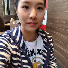 Karen Hui's Instagram, Twitter & Facebook