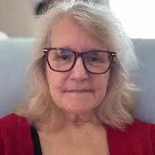 Candace Gunning's Instagram, Twitter & Facebook