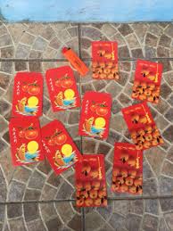 Sampul duit raya diadaptasi daripada amalan orang cina yang memberi sampul merah berisi wang ataupun ang pau. Sampul Duit Raya Cina Vintage Antiques Vintage Collectibles On Carousell