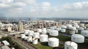 Terjadi kebakaran di kilang minyak milik pertamina di cilacap, jawa tengah pada jumat (11/6/2021) sekitar pukul 19.45 wib. Kilang Pertamina Cilacap Borong 4 Penghargaan Kinerja Hsse 2020 Banyumas Ekspres