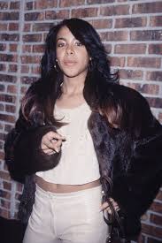 Inside tragic 2001 plane crash that killed singer aaliyah at 22 aaliyah didn't want to get on that plane: Singer Aaliyah Plane Crash Shefalitayal