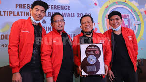 Grup musik yang sangat terkeal dan populer di indonesia dengan pop melayunya. Lirik Lagu Mamas Mati Masuk Surga Band Wali