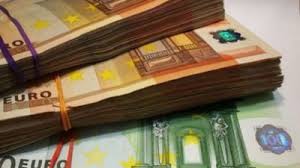 Lira este și cea mai veche monedă care încă se mai află în circulație în prezent. Curs Valutar Euro A Crescut Spre 4 77 Lei Cea Mai Slaba Lira Sterlina Din Ultimele 3 Luni Mobile