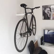The Bike Sticks Live In Action Rock Solid Wall Mount For Your Bike Extensive Testing And Years Of Expi Amenagement Buanderie Decoration Interieure Decoration