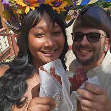 Does anyone have pictures or videos of Jerky Bean at Bristol Renaissance  Faire?