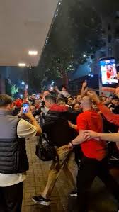 Video Delirio Pincharrata: Así recibieron los hinchas al plantel de Estudiantes en Río de Janeiro