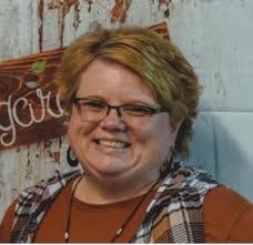 Collette Phillips's Instagram, Twitter & Facebook