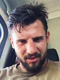 Orts- und Häuserkampf bei den Kommandospezialkräften Es war der wohl  heißeste Sommer, an den ich mich erinnern kann. Der Block dauerte über zehn  Wochen, gefüllt mit allem, was dazu gehört: Orts- und