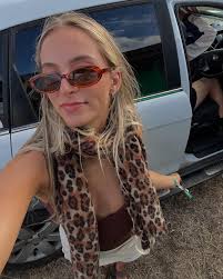 bella wallace (@bellawallace04) • Instagram photos and videos