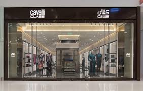 Van roberto cavalli schoenen tot roberto cavalli kleding , van roberto cavalli sportartikelen tot roberto cavalli accessoires | gratis verzending zalando outlet van roberto cavalli. Saudi Jawahir Opens Cavalli Class At Riyadh Park Saudi Jawahir