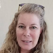 Scenic photo of a tree