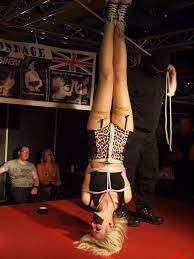 File:Upside-down suspension bondage at BoundCon 2013.jpg - Wikipedia