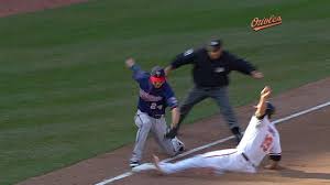 Hardy's RBI fielder's choice