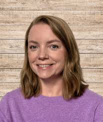 Angela Wickman's Instagram, Twitter & Facebook