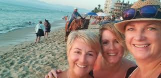 Connecting with digital nomads in Pai for anthropology research