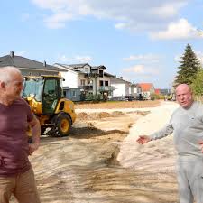 Im gegensatz zu parks werden gärten meist privat genutzt. Nachbarn Argern Sich Fussweg Direkt Vorm Esszimmer Friedberg