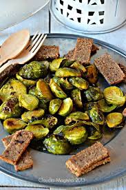 La ricetta dei cavolini di bruxelles in padella, un secondo piatto veloce da realizzare e gustoso. Cavolini Di Bruxelles Croccanti Scorza D Arancia Ricette Contorni Cibo Vegetariano Ricette
